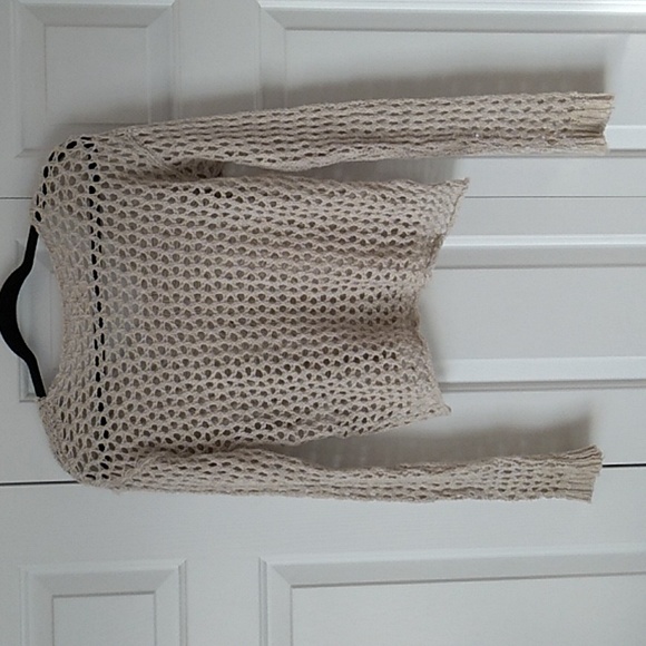 Hollister sweater - Picture 4 of 4